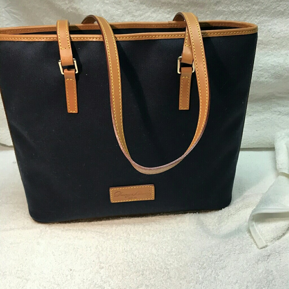 Genuine Brand New Dooney & Bourke Purse